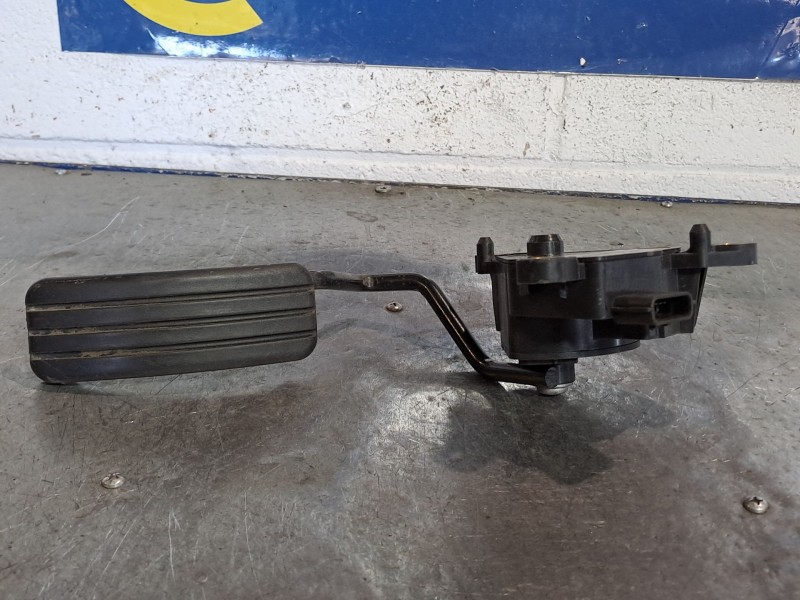 Recambio de potenciometro pedal para renault modus referencia OEM IAM 8200139322  