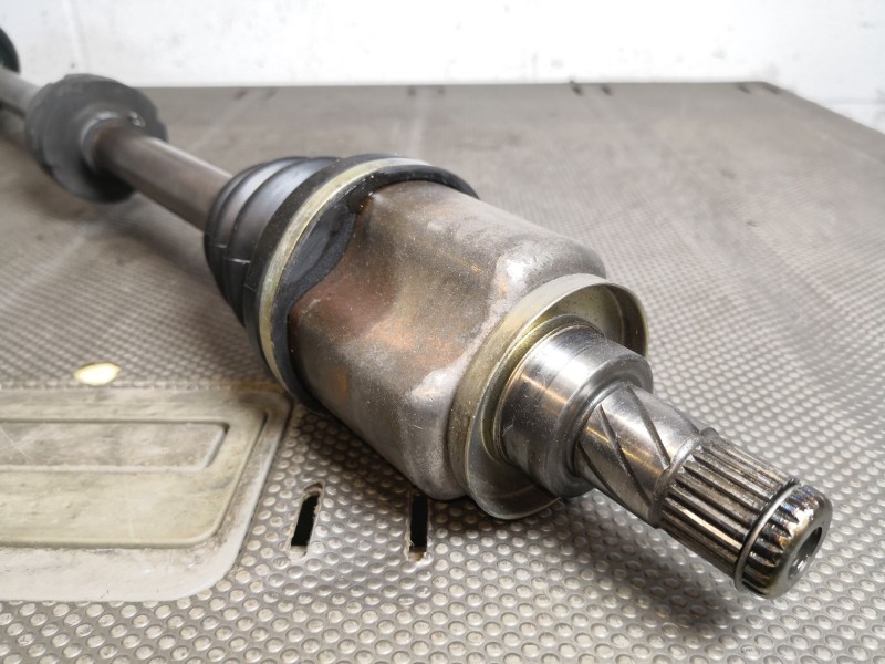 Recambio de transmision delantera derecha para nissan primera berlina (p12) referencia OEM IAM   