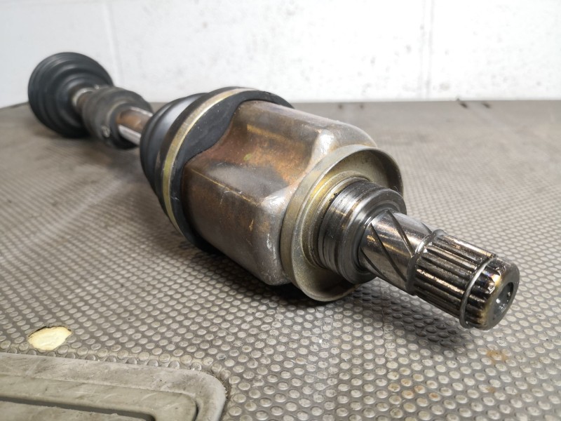 Recambio de transmision delantera izquierda para nissan primera berlina (p12) referencia OEM IAM   