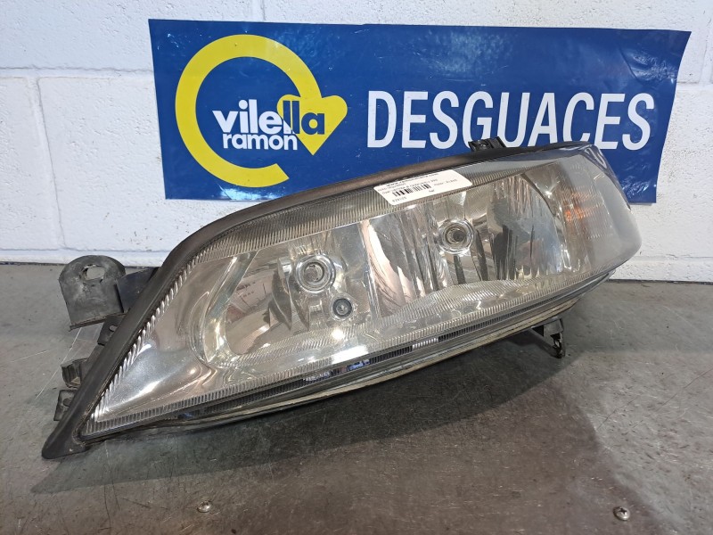Recambio de faro izquierdo para opel vectra b caravan referencia OEM IAM   
