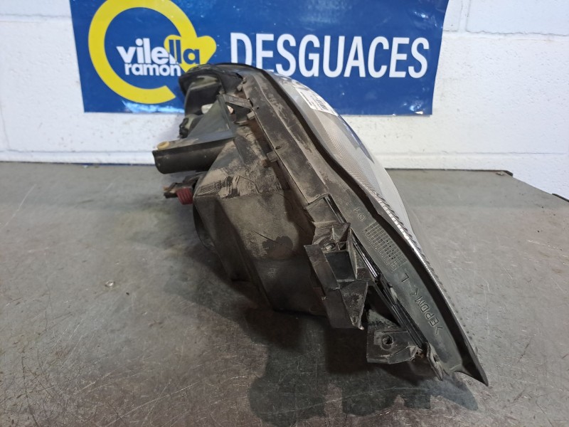Recambio de faro izquierdo para opel vectra b caravan referencia OEM IAM   