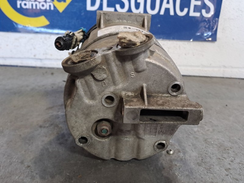 Recambio de compresor aire acondicionado para opel vectra b caravan referencia OEM IAM 7890  