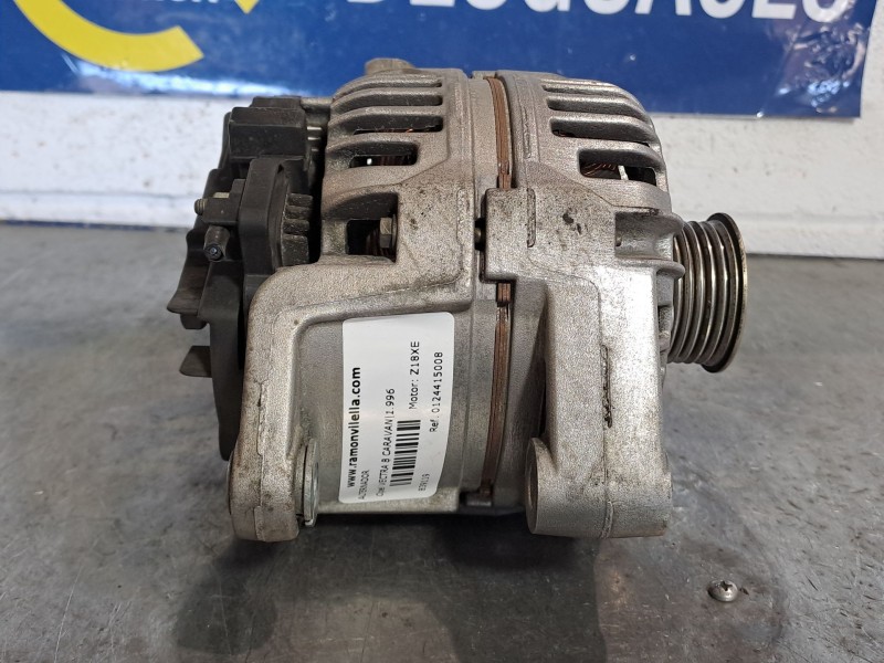 Recambio de alternador para opel vectra b caravan referencia OEM IAM 0124415008  