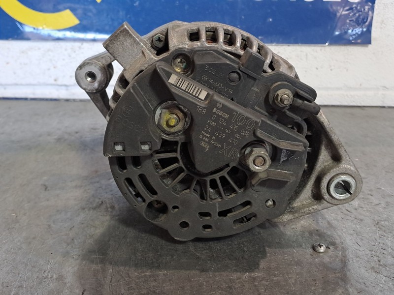 Recambio de alternador para opel vectra b caravan referencia OEM IAM 0124415008  