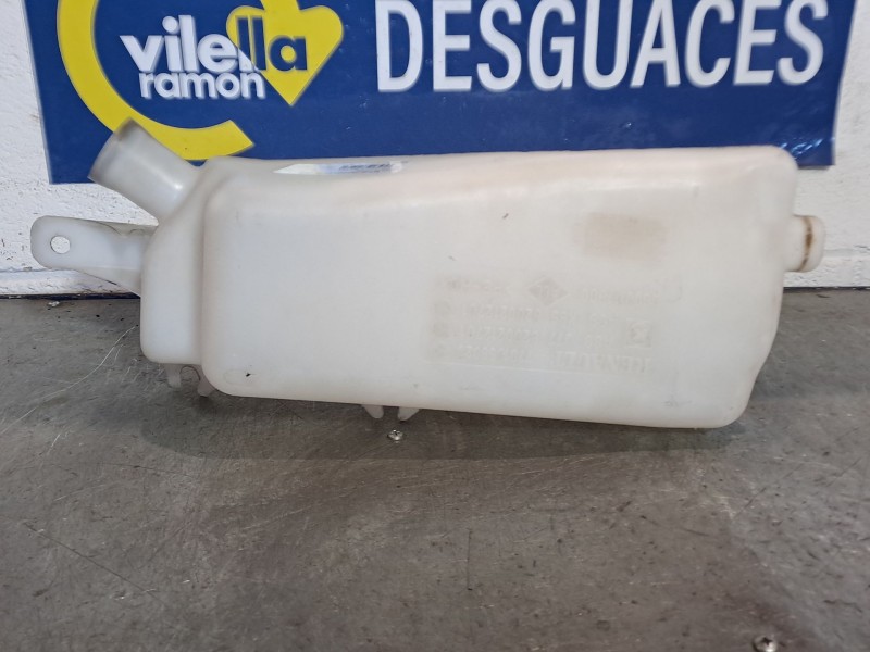 Recambio de deposito limpia para renault modus referencia OEM IAM   