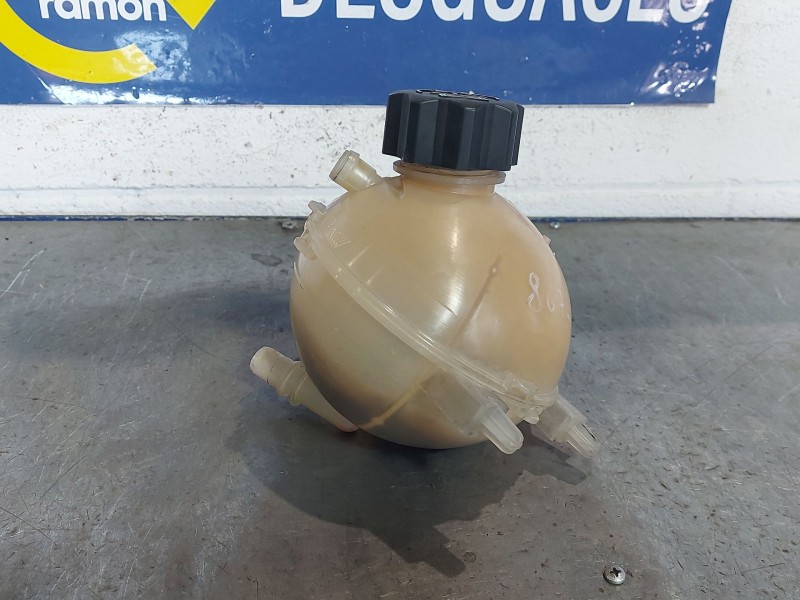 Recambio de deposito expansion para citroen berlingo 1.6 hdi 75 sx multispace referencia OEM IAM   