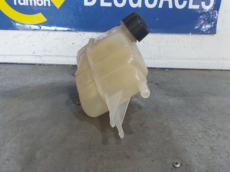 Recambio de deposito expansion para renault modus referencia OEM IAM   