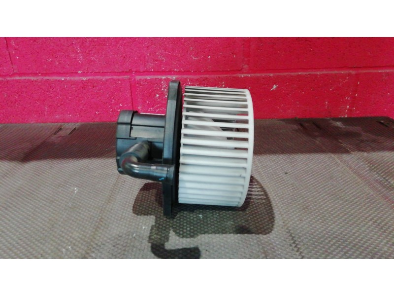 Recambio de motor calefaccion para hyundai accent referencia OEM IAM F00S320030  