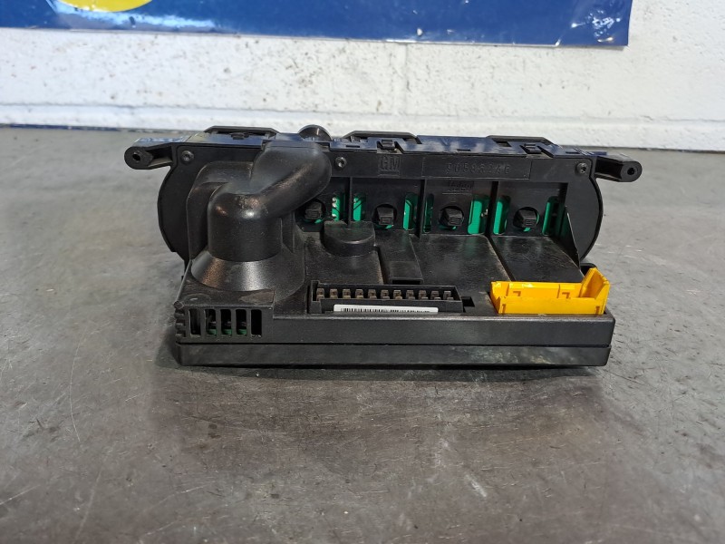 Recambio de mando climatizador para opel vectra b caravan referencia OEM IAM 69262205 ECCJ2900 