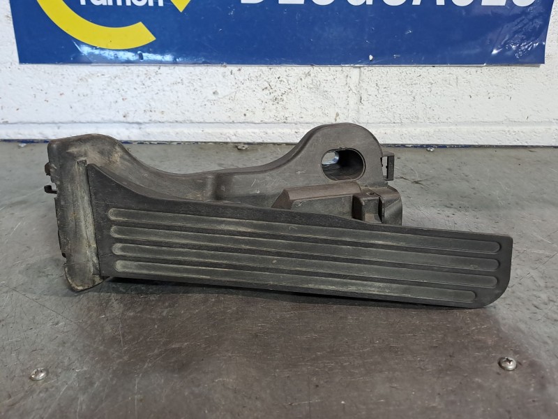 Recambio de potenciometro pedal para audi a3 (8p) 2.0 tdi ambiente referencia OEM IAM 1K1721503L  