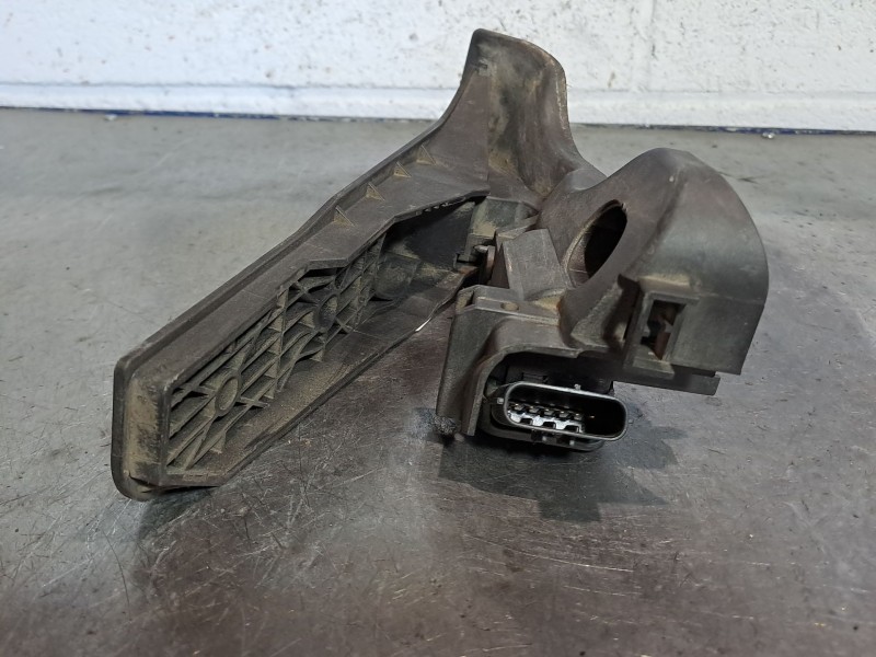 Recambio de potenciometro pedal para audi a3 (8p) 2.0 tdi ambiente referencia OEM IAM 1K1721503L  