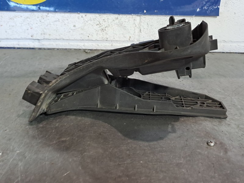 Recambio de potenciometro pedal para audi a3 (8p) 2.0 tdi ambiente referencia OEM IAM 1K1721503L  