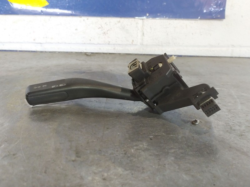 Recambio de mando intermitentes para audi a3 (8p) 2.0 tdi ambiente referencia OEM IAM   