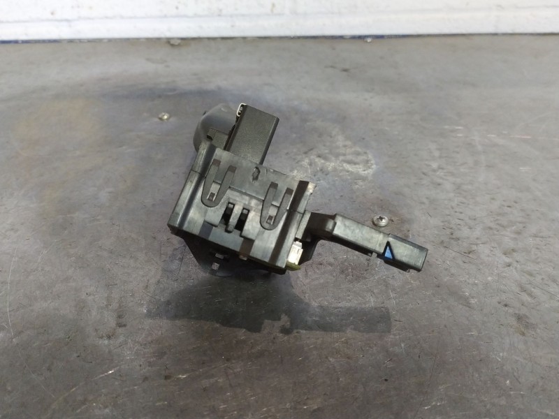 Recambio de mando limpia para audi a3 (8p) 2.0 tdi ambiente referencia OEM IAM 1K0953519A  