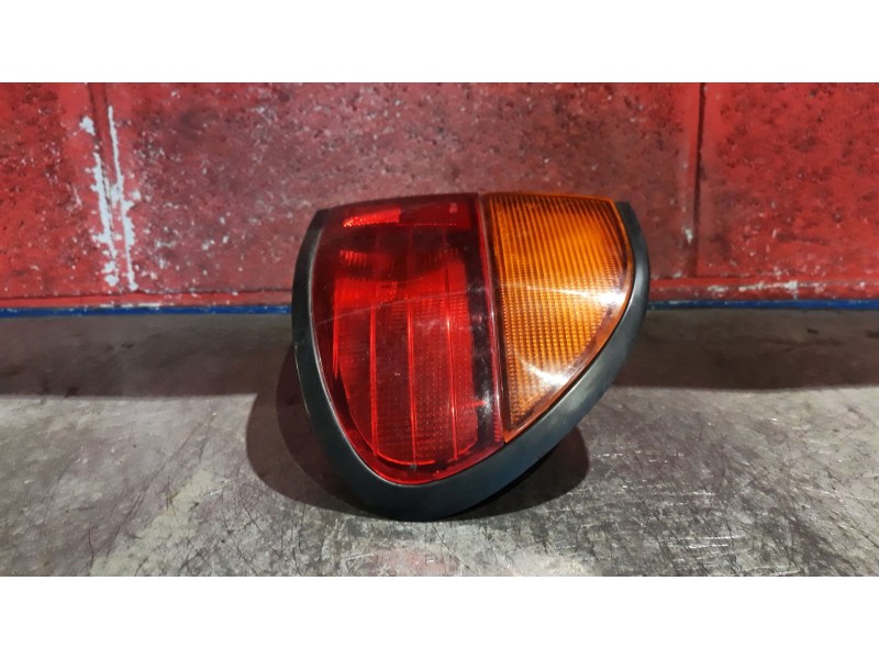 Recambio de piloto trasero derecho para nissan almera (n15) gx | 07.95 - 12.00 gx | 07.95 - 12.00 referencia OEM IAM   