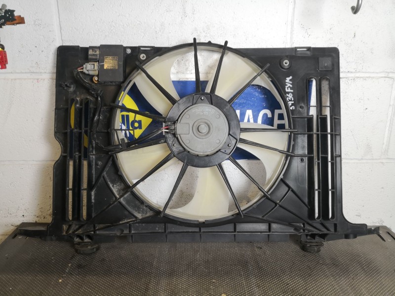 Recambio de electroventilador para toyota auris 1.6 16v cat | 0.06 - ... 1.6 16v cat | 0.06 - ... referencia OEM IAM   