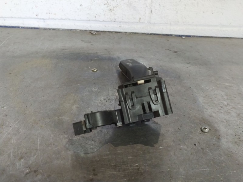 Recambio de mando intermitentes para volkswagen caddy ka/kb (2k)  | 0.04 - ...  | 0.04 - ... referencia OEM IAM 1K0953513  