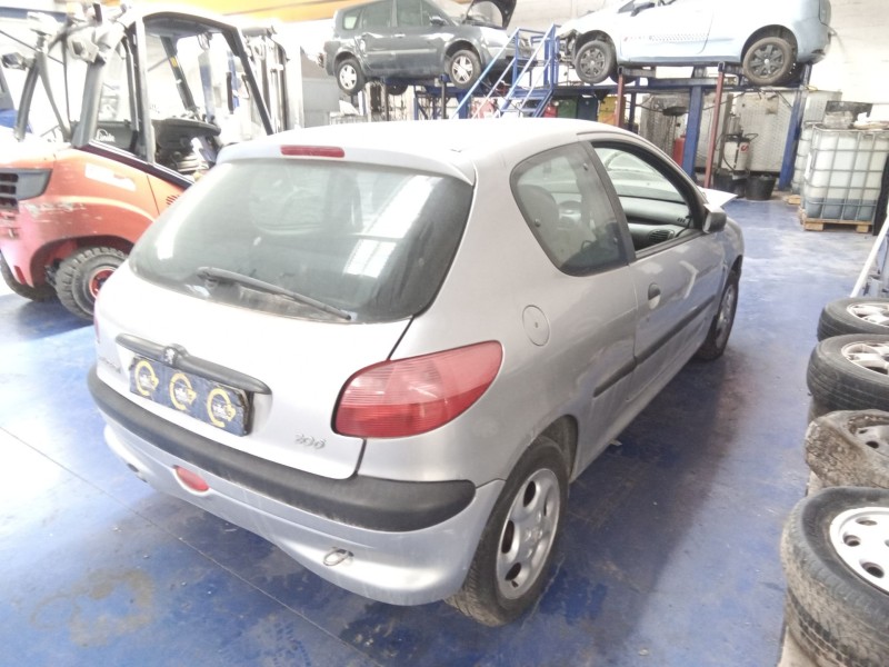 peugeot 206 berlina 1.4 | 0.98 - ... del año 1999