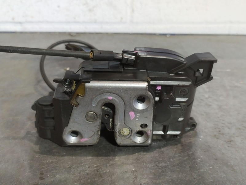 Recambio de cerradura puerta trasera derecha para renault modus referencia OEM IAM   