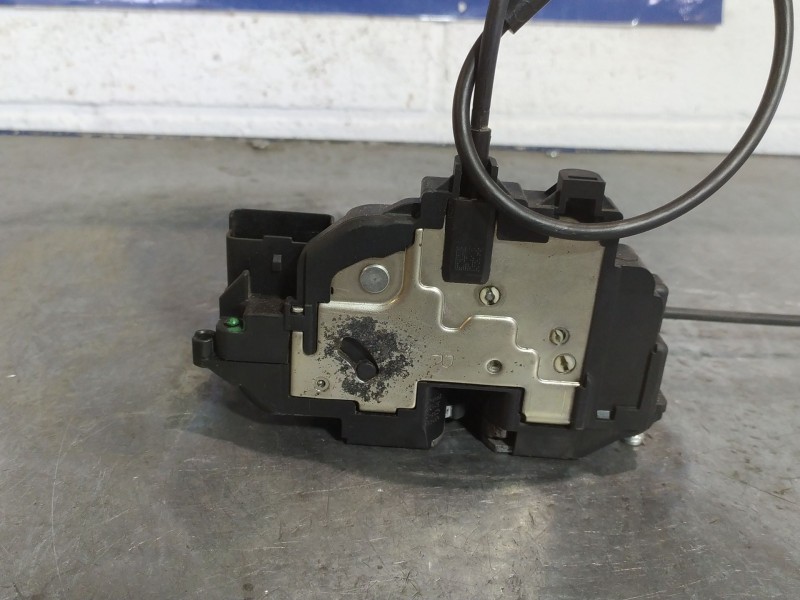 Recambio de cerradura puerta trasera derecha para renault modus referencia OEM IAM   