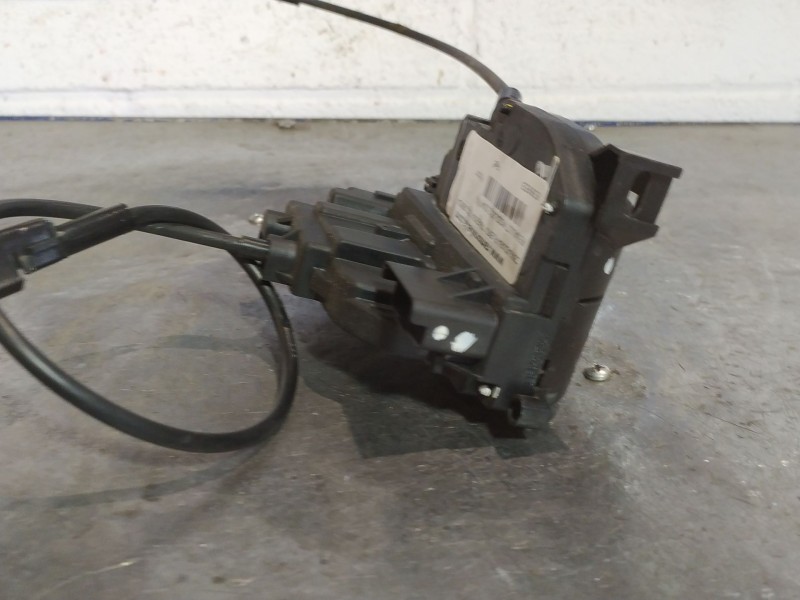 Recambio de cerradura puerta trasera izquierda para renault modus referencia OEM IAM   