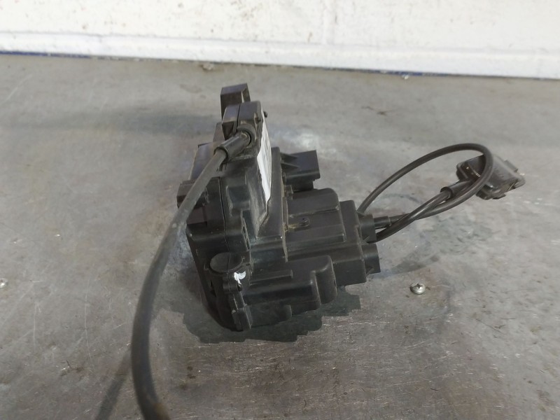 Recambio de cerradura puerta trasera izquierda para renault modus referencia OEM IAM   