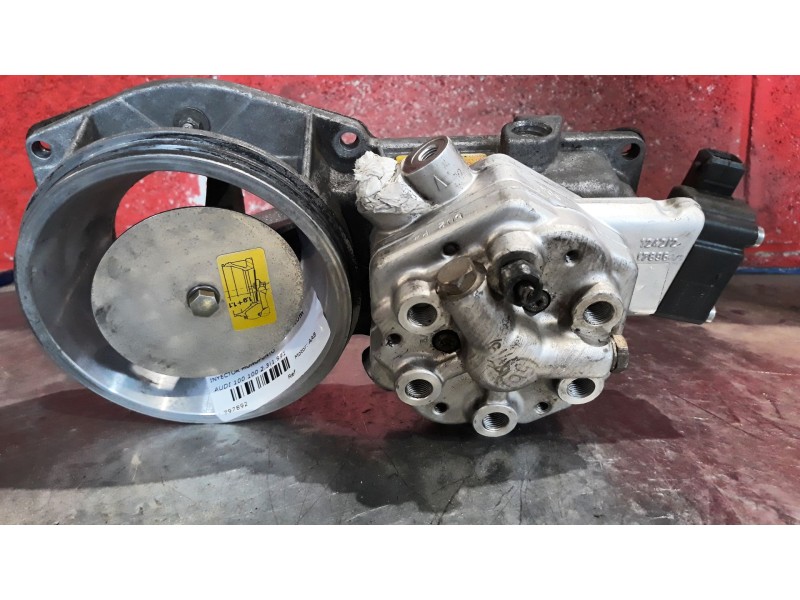 Recambio de inyector monopunto para audi 100 100 2.3 referencia OEM IAM    Recambio de inyector monopunto para audi 100 100 2.3 referencia OEM IAM