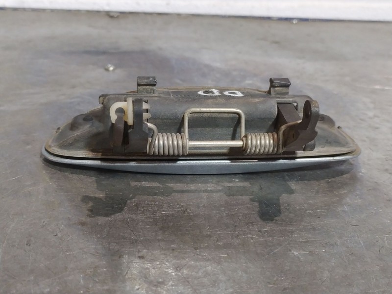 Recambio de maneta exterior delantera derecha para audi a3 (8p) 2.0 tdi ambiente referencia OEM IAM   