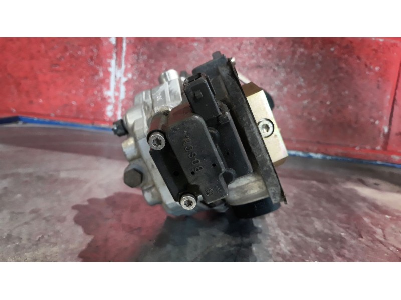 Recambio de inyector monopunto para audi 100 100 2.3 referencia OEM IAM    Recambio de inyector monopunto para audi 100 100 2.3 referencia OEM IAM