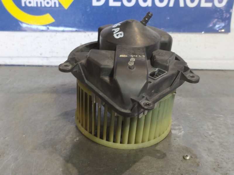 Recambio de motor calefaccion para citroen zx referencia OEM IAM 740121233F  