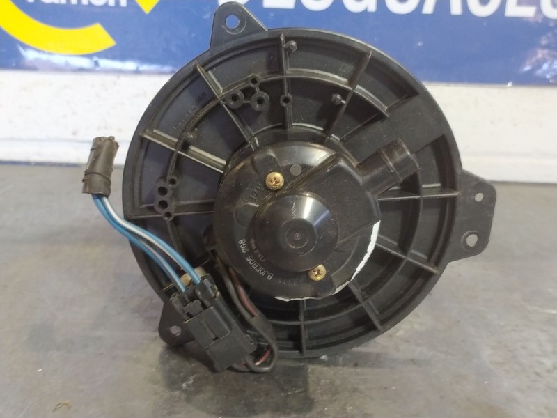 Recambio de motor calefaccion para mazda premacy (cp) referencia OEM IAM 8940000  