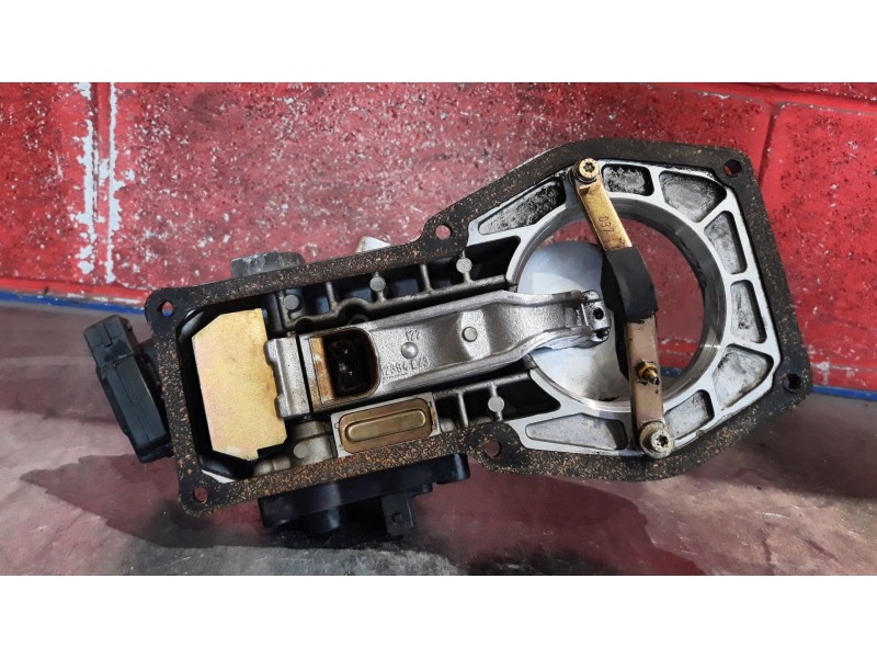 Recambio de inyector monopunto para audi 100 100 2.3 referencia OEM IAM    Recambio de inyector monopunto para audi 100 100 2.3 referencia OEM IAM