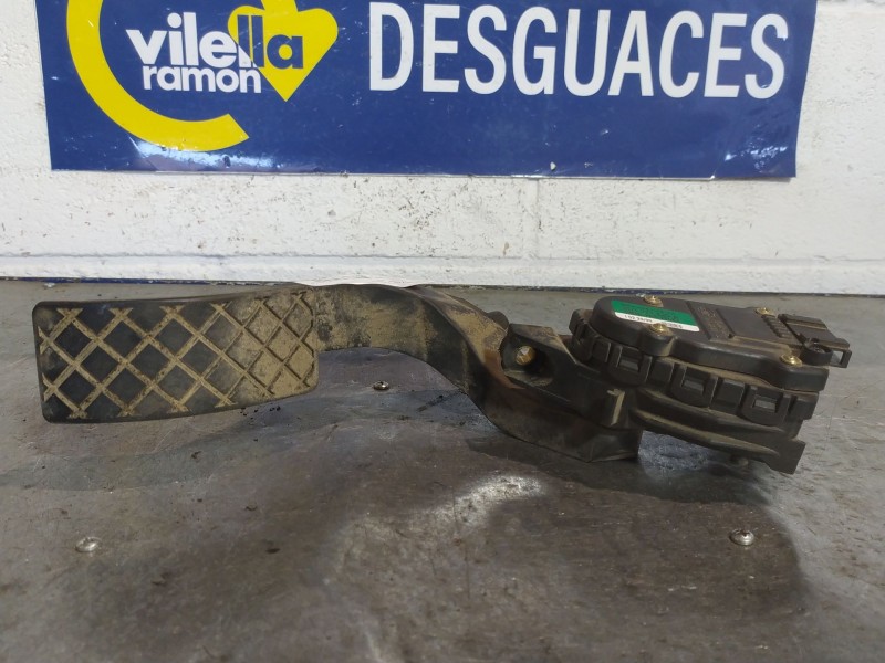 Recambio de pedal acelerador para audi a4 berlina (b5) 1.8 referencia OEM IAM 8D1721523A  