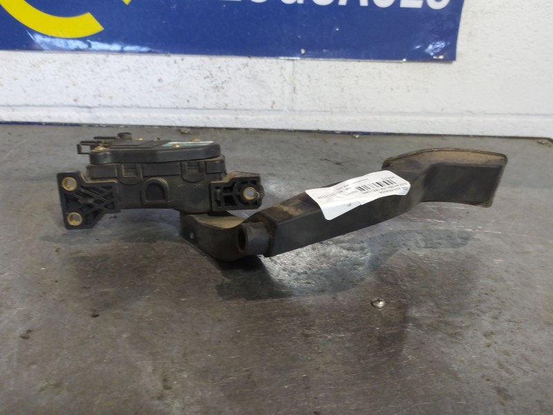 Recambio de pedal acelerador para audi a4 berlina (b5) 1.8 referencia OEM IAM 8D1721523A  