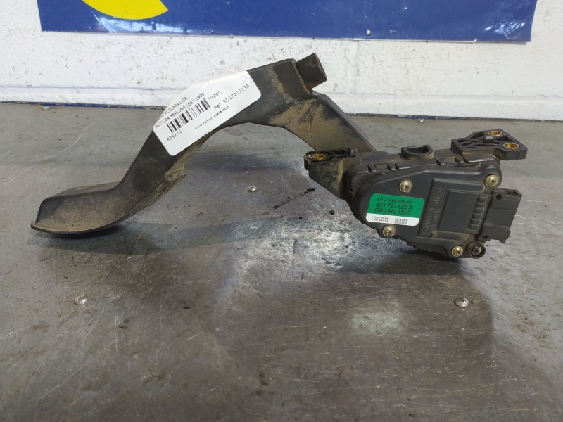 Recambio de pedal acelerador para audi a4 berlina (b5) 1.8 referencia OEM IAM 8D1721523A  