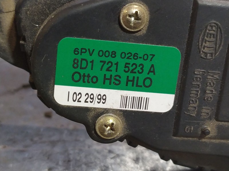 Recambio de pedal acelerador para audi a4 berlina (b5) 1.8 referencia OEM IAM 8D1721523A  