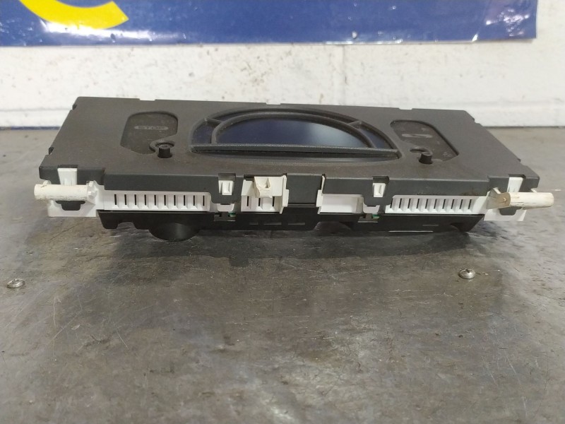 Recambio de cuadro instrumentos para renault modus referencia OEM IAM 8200668078  