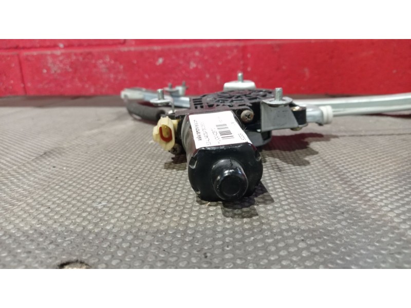 Recambio de elevalunas delantero derecho para hyundai accent referencia OEM IAM   