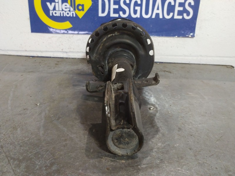 Recambio de amortiguador delantero derecho para renault modus referencia OEM IAM   