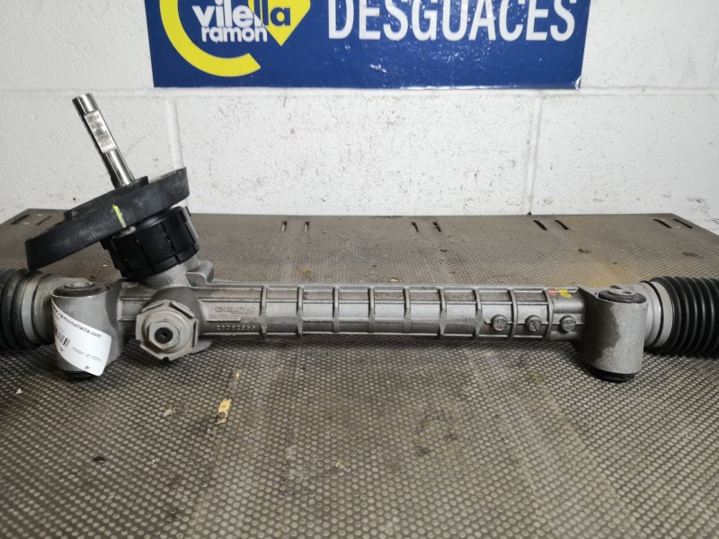 Recambio de caja direccion para opel meriva referencia OEM IAM 26082855  