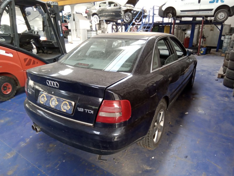 audi a4 1.9 tdi del año 2001