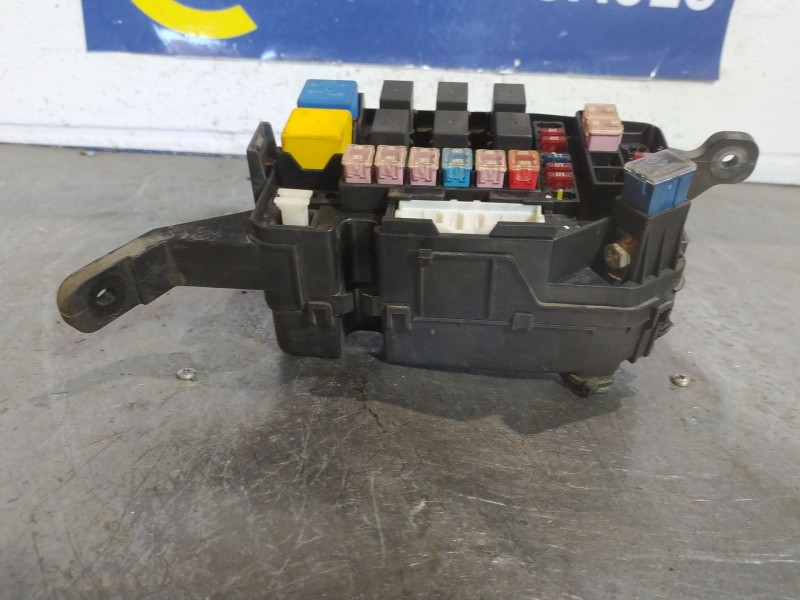 Recambio de caja reles fusibles para hyundai getz (tb) 1.1 12v cat referencia OEM IAM   