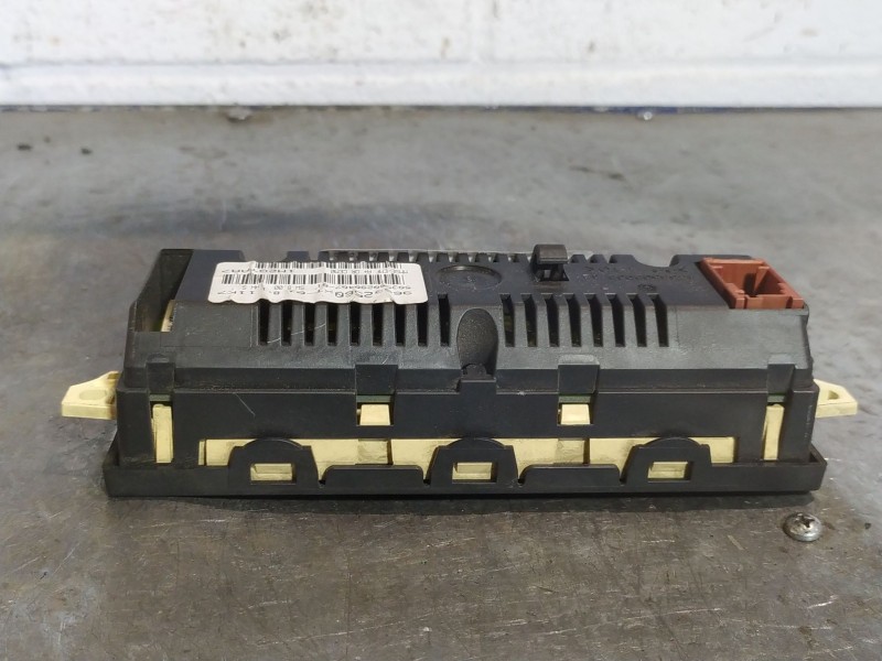 Recambio de pantalla multifuncion para citroen c2 1.4 hdi referencia OEM IAM 96632560XT  