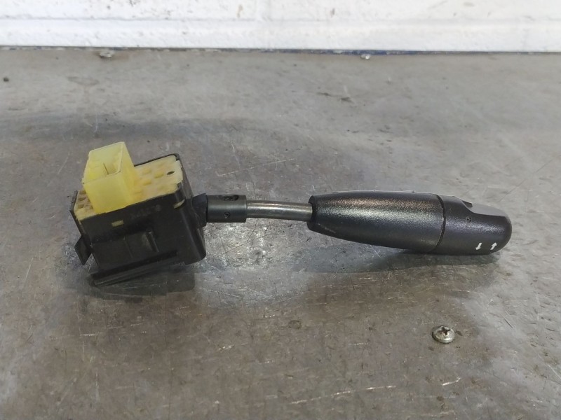 Recambio de mando limpia para chevrolet kalos referencia OEM IAM   