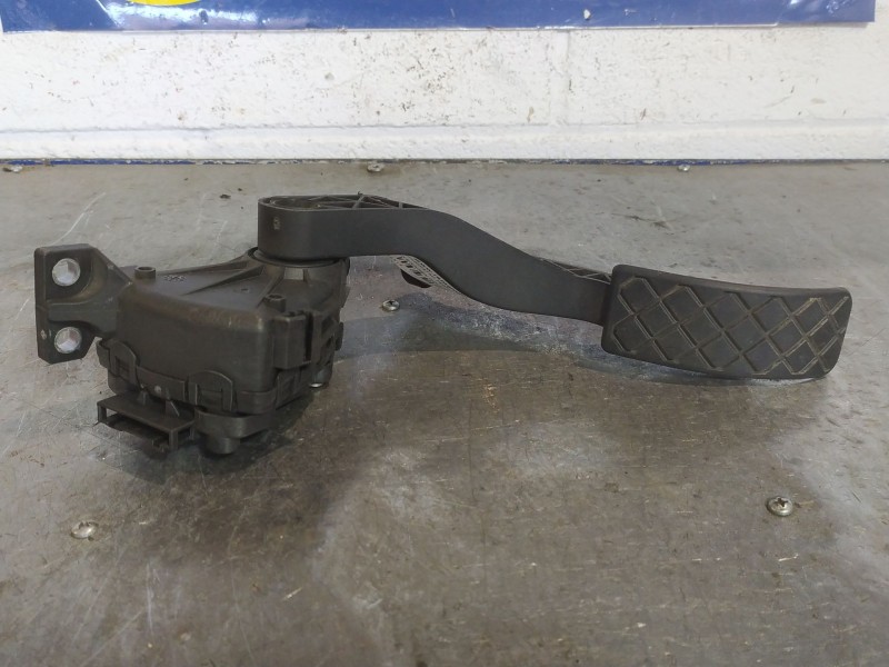 Recambio de potenciometro pedal para volkswagen golf iv berlina (1j1) básico | 01.01 - ... referencia OEM IAM 1J1723503AD 6PV007