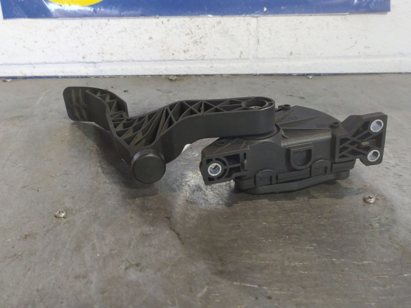 Recambio de potenciometro pedal para volkswagen golf iv berlina (1j1) básico | 01.01 - ... referencia OEM IAM 1J1723503AD 6PV007