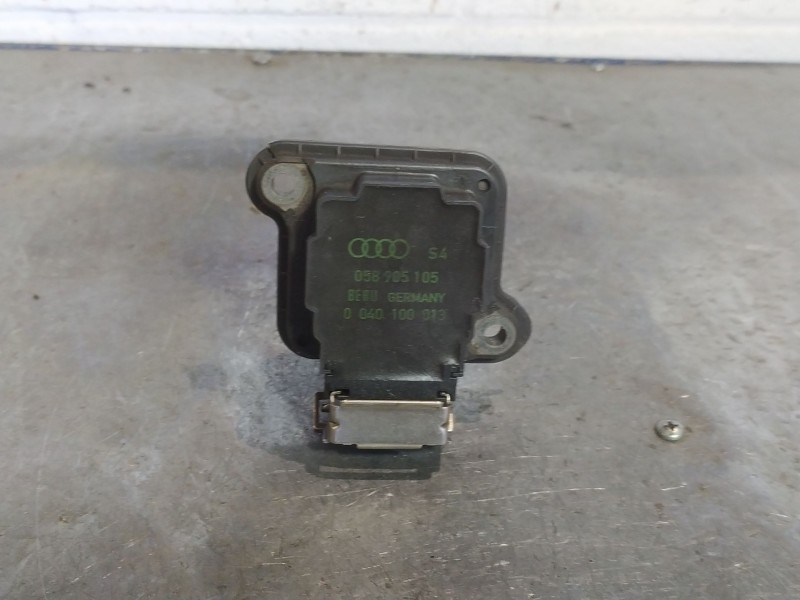 Recambio de bobina encendido para audi a4 1.8 t referencia OEM IAM 058905105 0040100013 