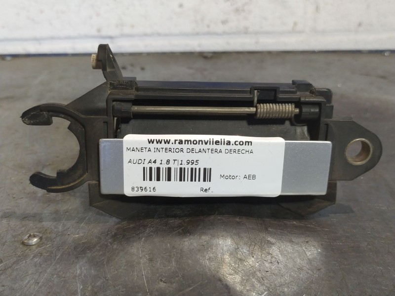 Recambio de maneta interior delantera derecha para audi a4 1.8 t referencia OEM IAM   