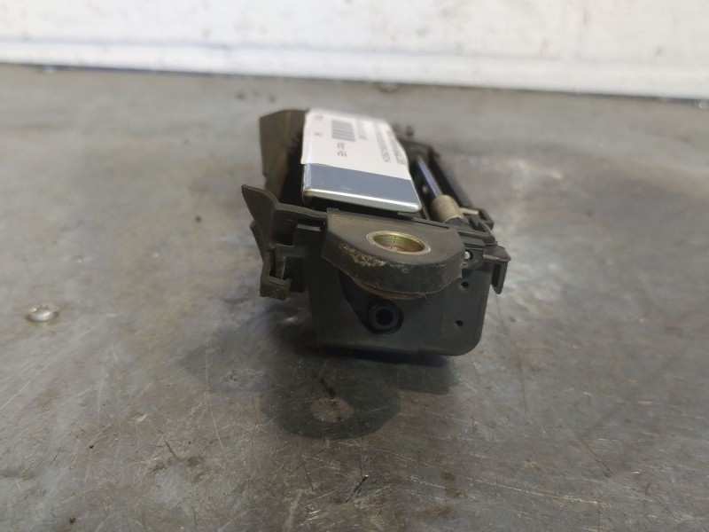 Recambio de maneta interior delantera derecha para audi a4 1.8 t referencia OEM IAM   