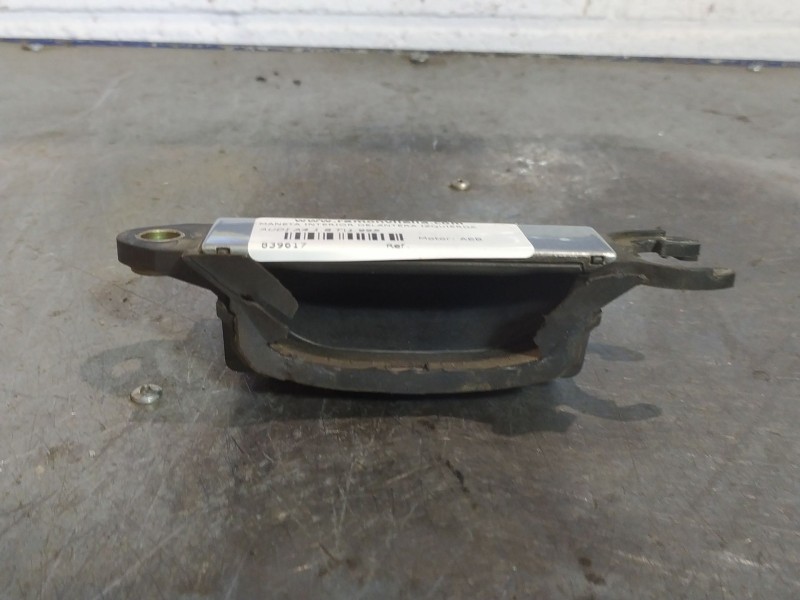 Recambio de maneta interior delantera izquierda para audi a4 1.8 t referencia OEM IAM   